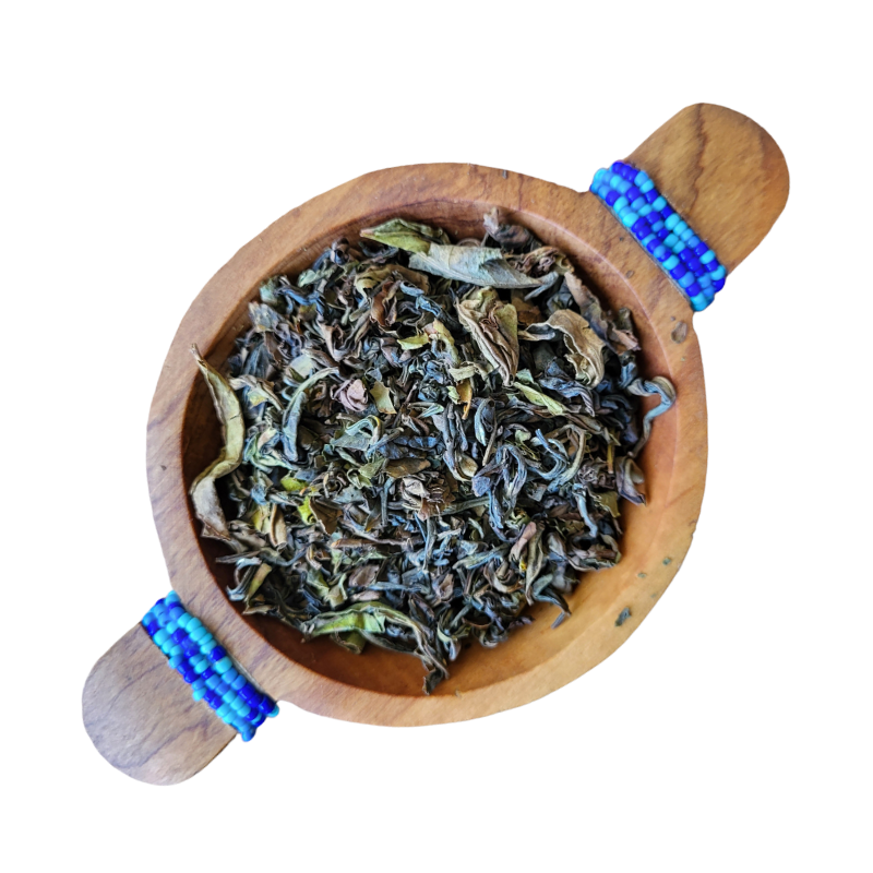 Kenyan Oolong loose leaf presented in a wooden bowl